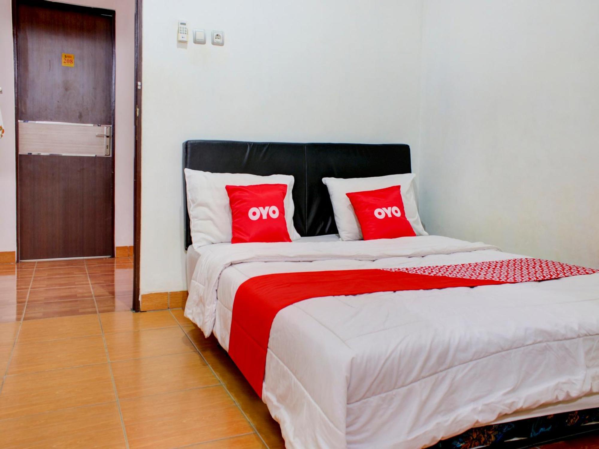 Oyo 3855 Homestay Semata Wayang Syariah Banjarbaru Exterior foto